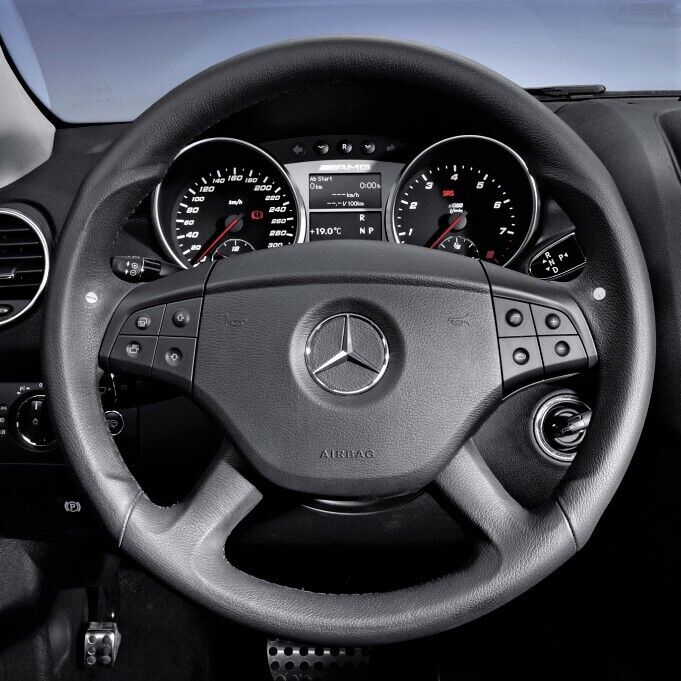 Mercedes W164 ML 63 AMG Carbon Alcantara Lenkrad steering wheel + 4 door  trims